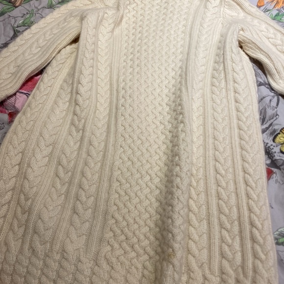 Loro Piana /  cream off white cable knit 100% Cashmere shawl Cardigan buckle XS - Picture 7 of 7